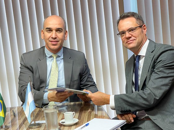 Brasil e Argentina assinam memorando de entendimento sobre integração energética